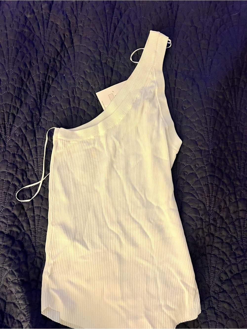 Zara One-Shoulder White Ribbed Tank - Picture 3 of 4